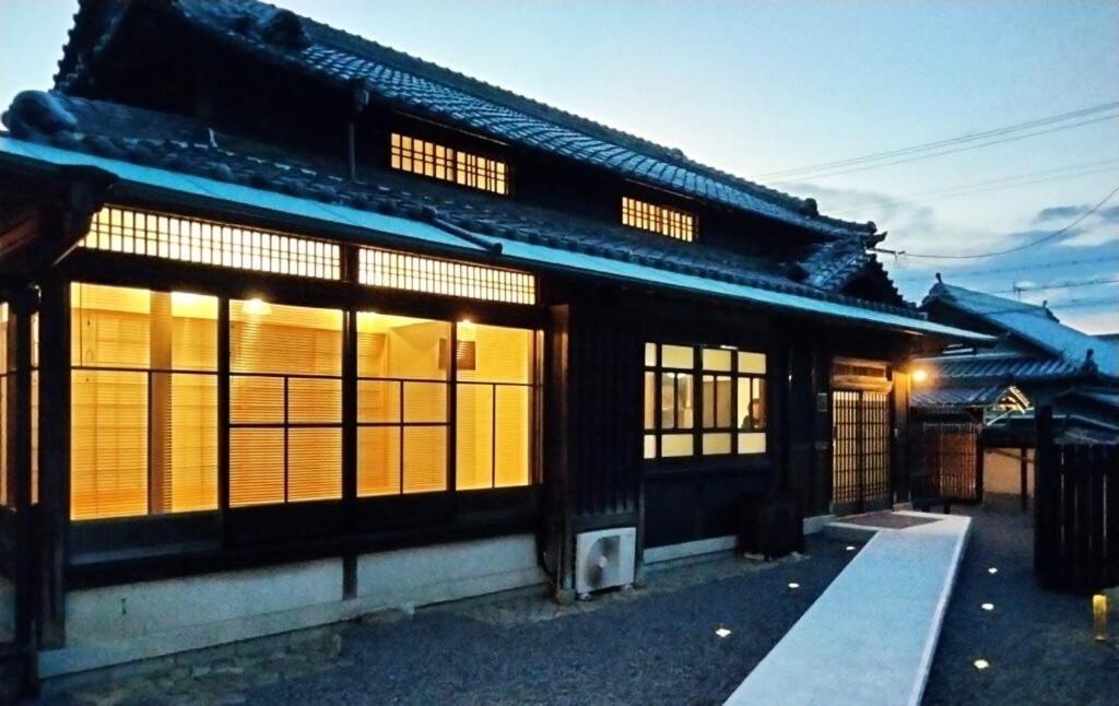 Awaji Private Villa Kagura מראה חיצוני תמונה