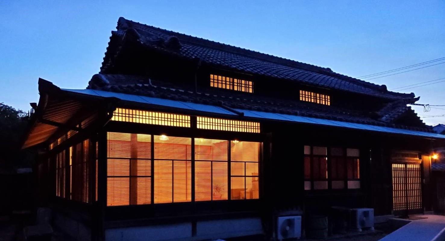 Awaji Private Villa Kagura מראה חיצוני תמונה